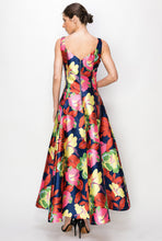 Load image into Gallery viewer, Flower Print Heart Neckline Sleeveless Maxi Skirt Dress