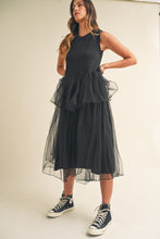 Load image into Gallery viewer, Sleeveless Tulle Contrasted Midi Dress