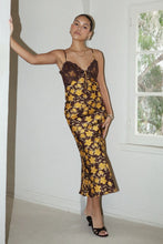 Load image into Gallery viewer, Floral Long Dress with Trim on Top