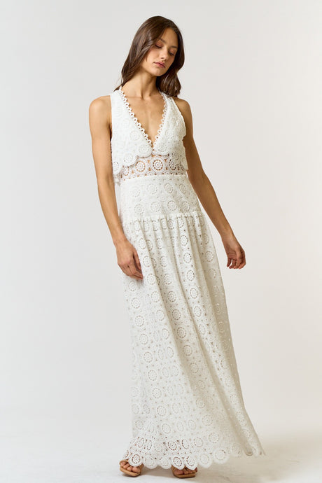 Lace Scalloped Sleevless Maxi Cress