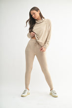 Load image into Gallery viewer, Brushed Hacci Lounge Joggers