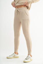 Load image into Gallery viewer, Brushed Hacci Lounge Joggers