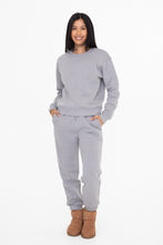 Load image into Gallery viewer, Classic Fit Fleece Sweatshirt