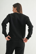Load image into Gallery viewer, Classic Fit Fleece Sweatshirt