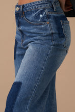Load image into Gallery viewer, Relaxed Wide Leg Patchwork Jeans