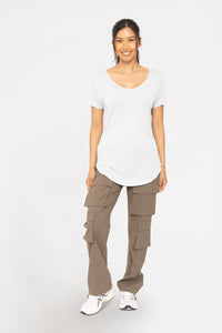 Essential Wave Side Top