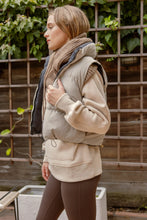 Load image into Gallery viewer, Reversible Zip Up Cropped Puffer Vest