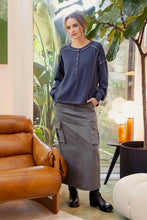 Load image into Gallery viewer, Contrast Stitch Long Sleeve Henley Knit Top