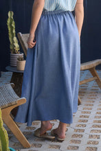 Load image into Gallery viewer, High Elastic Waist Midi Skirt with Pockets