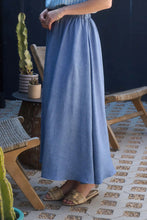Load image into Gallery viewer, High Elastic Waist Midi Skirt with Pockets