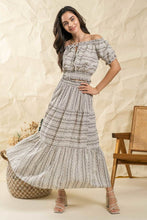 Load image into Gallery viewer, Geo Print Midi Skirt