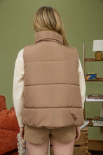 Load image into Gallery viewer, Solid Zip Up Puffer Vest