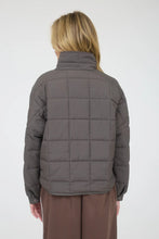 Load image into Gallery viewer, Square Quilted Zip-up Puffer Jacket