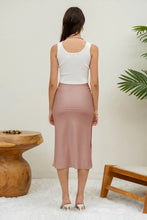 Load image into Gallery viewer, Satin Side Slit Midi skirt