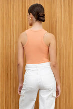 Load image into Gallery viewer, Washed Seamless Crop Top