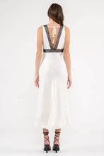 Load image into Gallery viewer, Contrast Lace Trim Satin Midi Dress