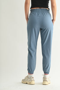 Cuffed Essential High waist Joggers