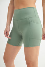Load image into Gallery viewer, Venice Cloud Light Sculpt Biker Shorts