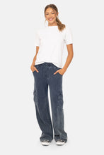 Load image into Gallery viewer, Classic Boxy Fit Tee