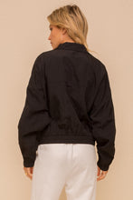 Load image into Gallery viewer, Zipper Detailed Front Crop Jacket
