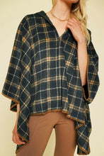 Load image into Gallery viewer, Plaid Zip-Up Poncho