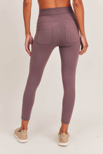 Load image into Gallery viewer, Tapered Band Solid Leggings